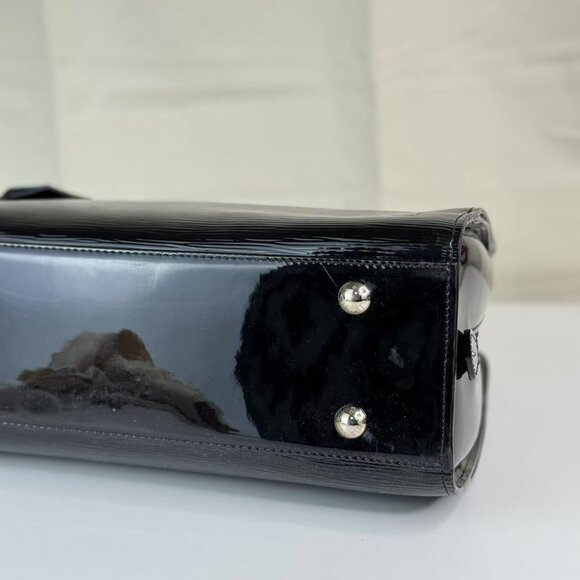 Louis Vuitton Black Pont Nwuf Handbag Epi Leather - Picture 9 of 11